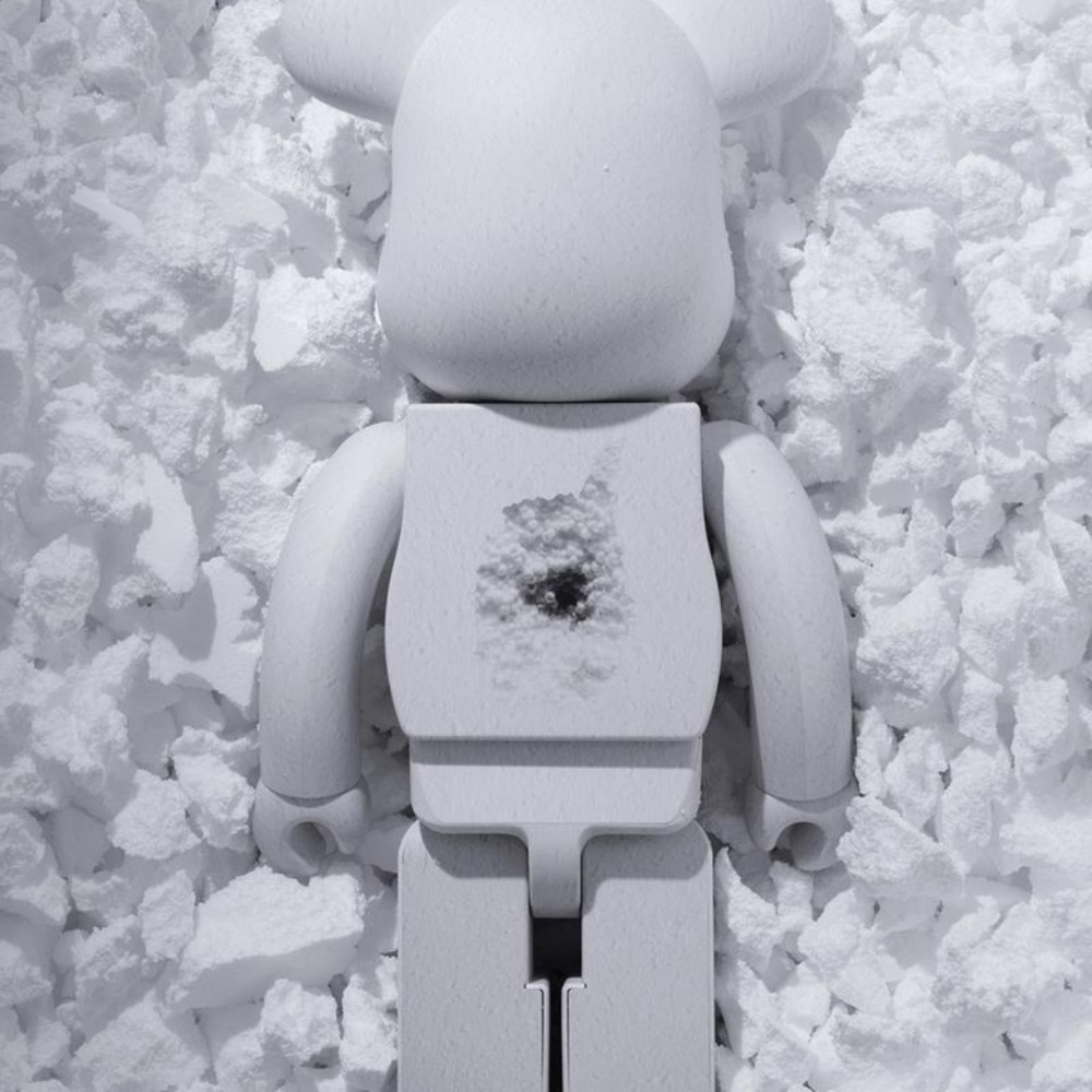 Bearbrick 1000% Blackrainbow